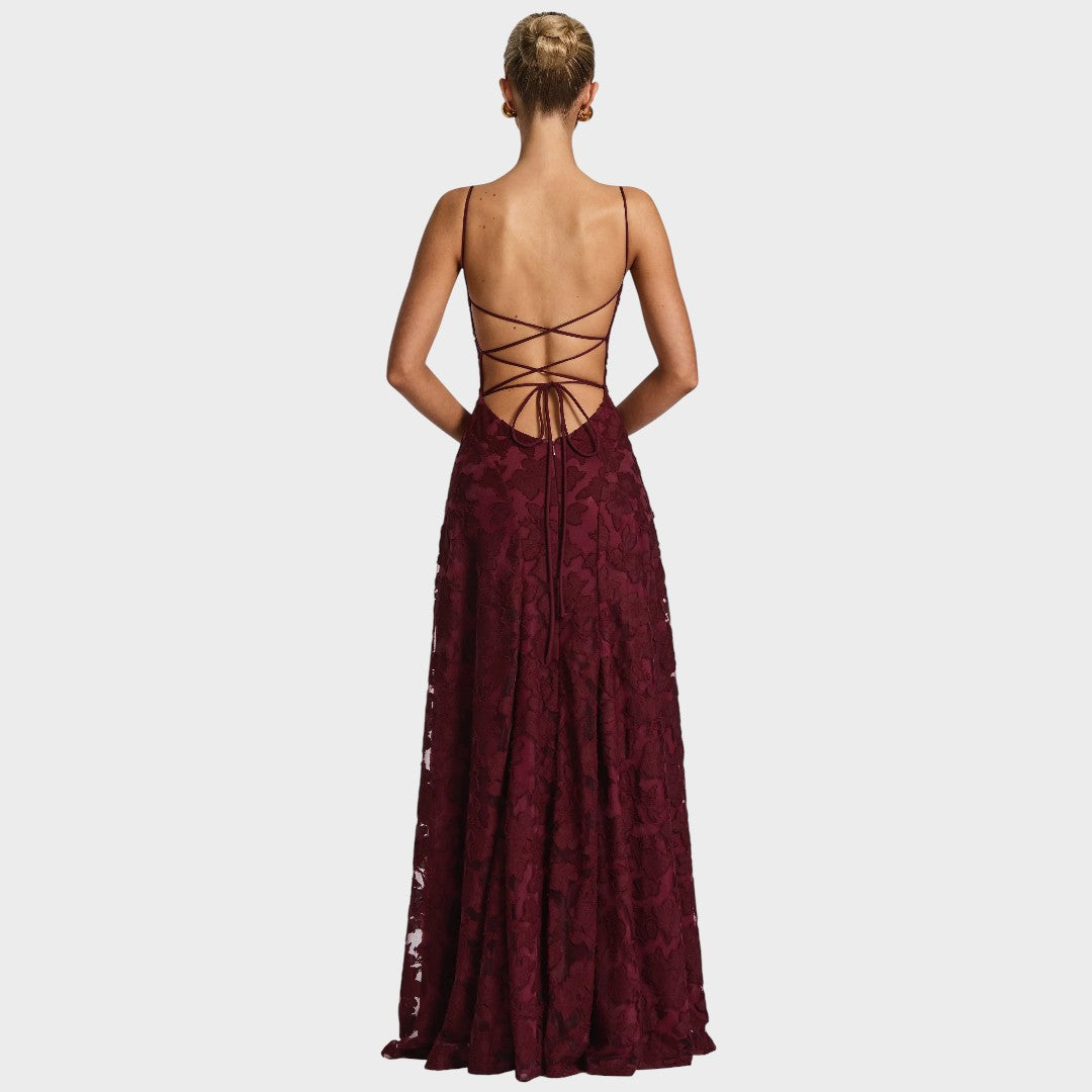 Larissa | Rochie lungă din dantelă elegantă