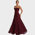 Larissa | Rochie lungă din dantelă elegantă