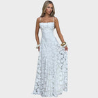 Larissa | Rochie lungă din dantelă elegantă